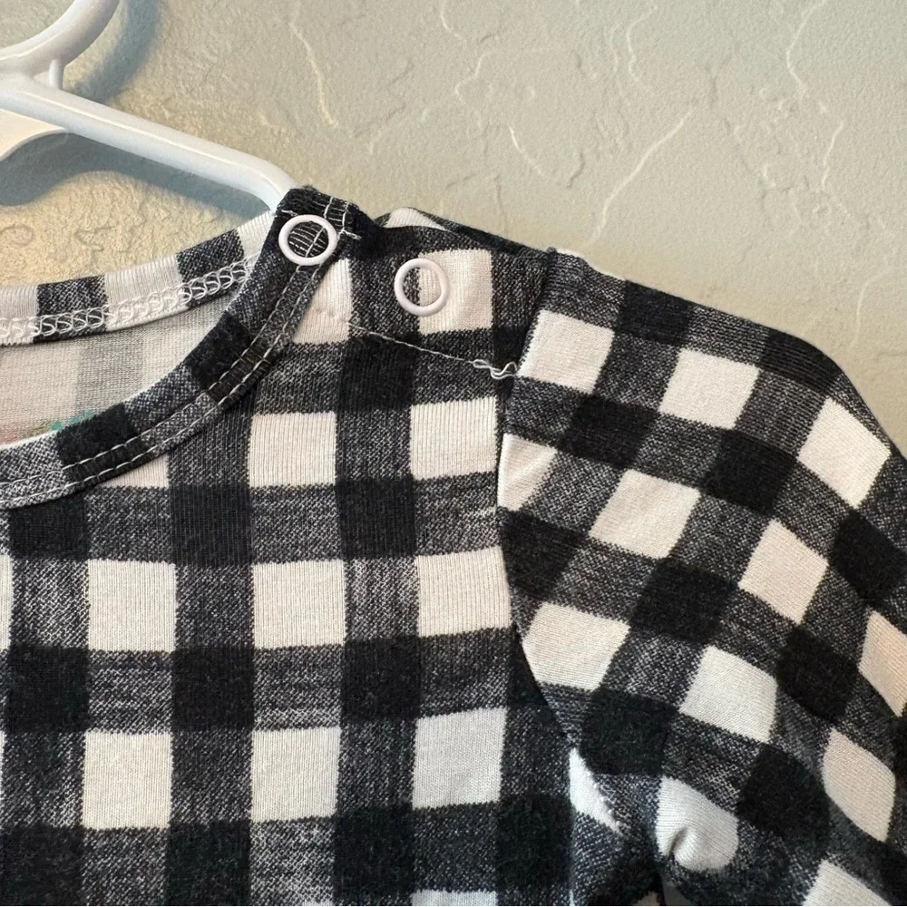 Gigi and Max Parker black and white checks long sleeve skirted bodysuit 12 month